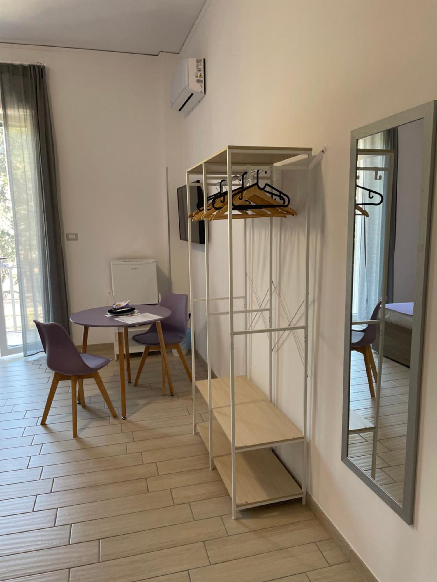 Sunshine Rooms Cava deʼ Tirreni Dış mekan fotoğraf