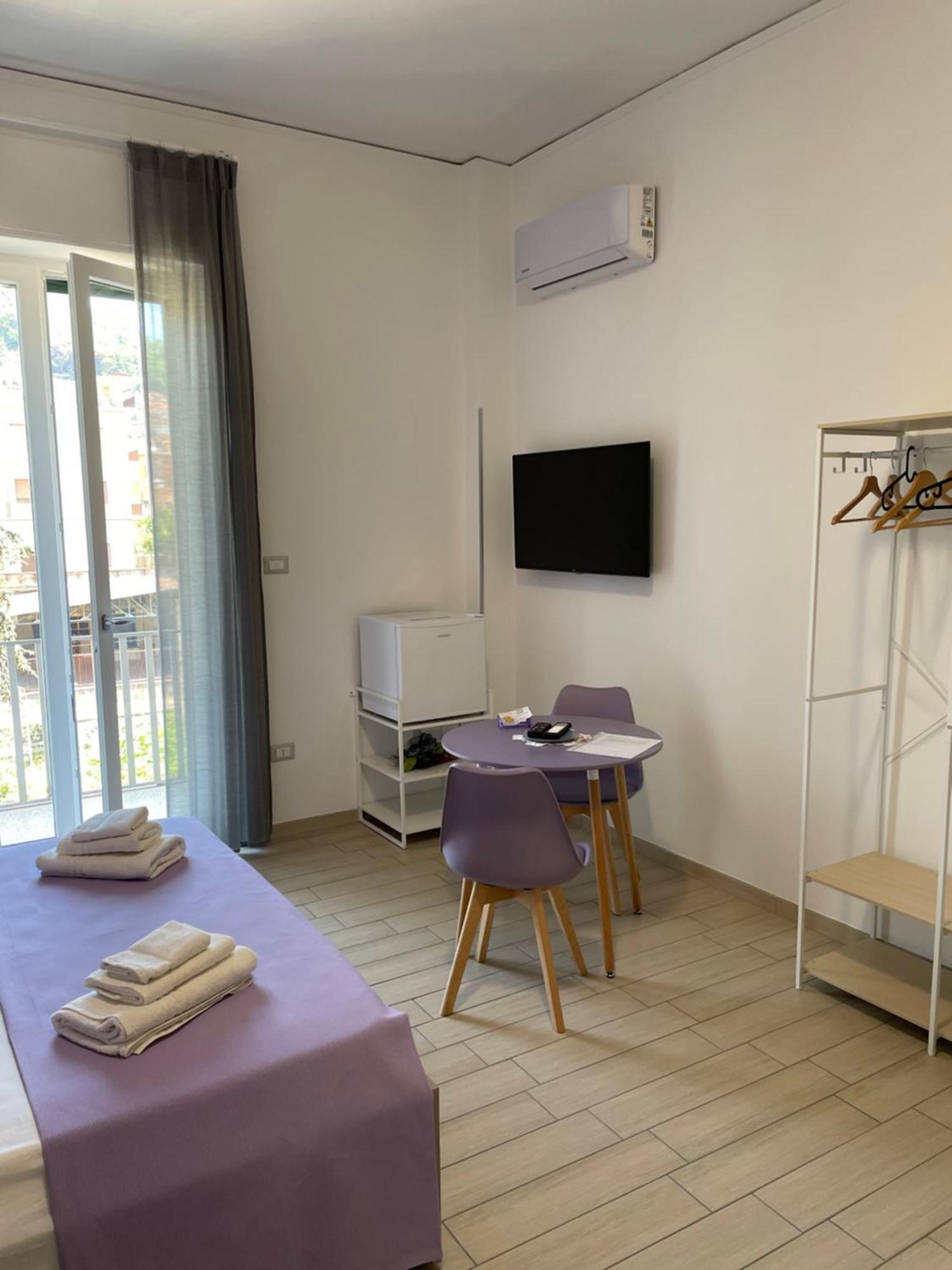 Sunshine Rooms Cava deʼ Tirreni Dış mekan fotoğraf